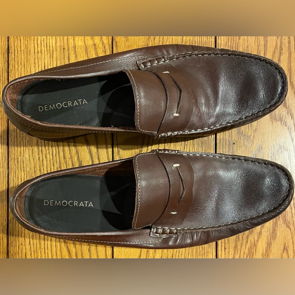Democrata men’s brown leather loafer, size 44, easy fit and comfortable